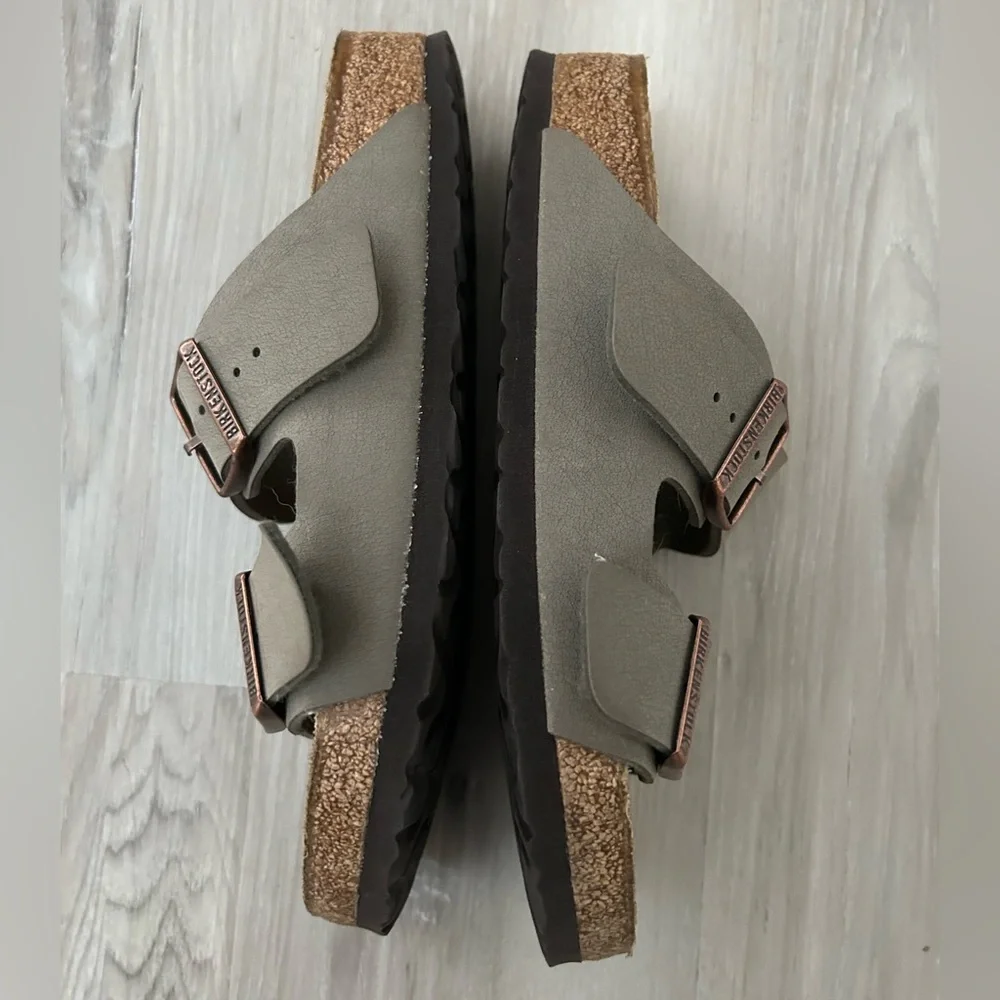 Birkenstock Arizona Taupe Sandals with Bronze Buckles - Picture 3 of 4